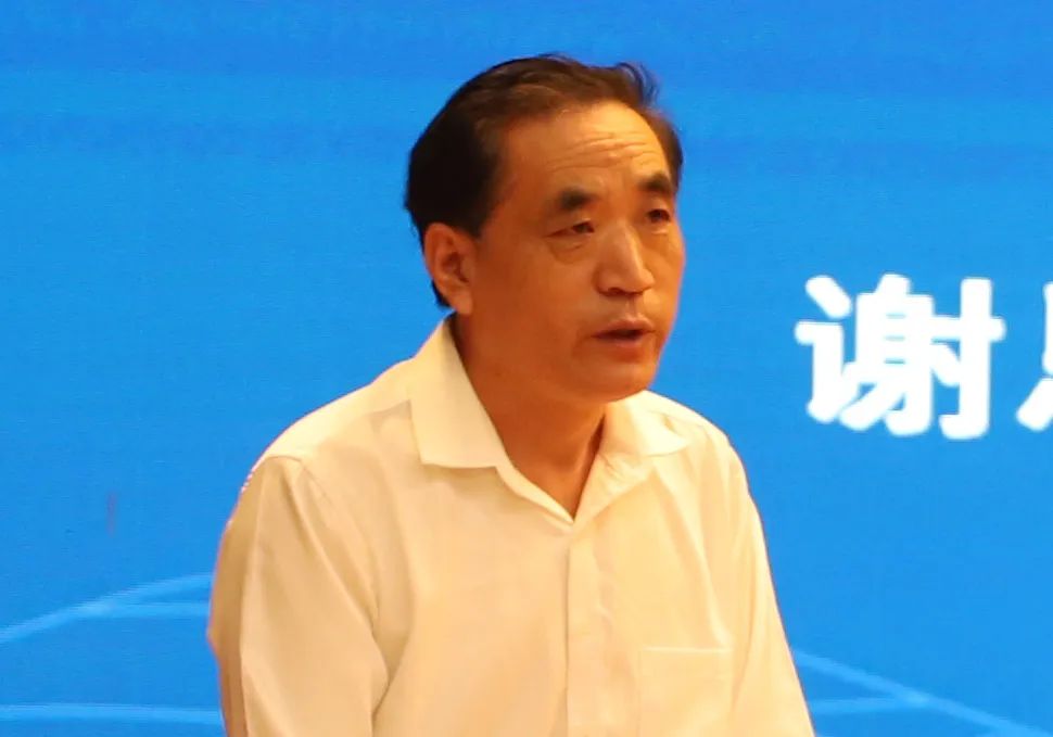 5、山東省發(fā)展和改革委員會城鎮(zhèn)化辦副主任  謝恩年.jpg